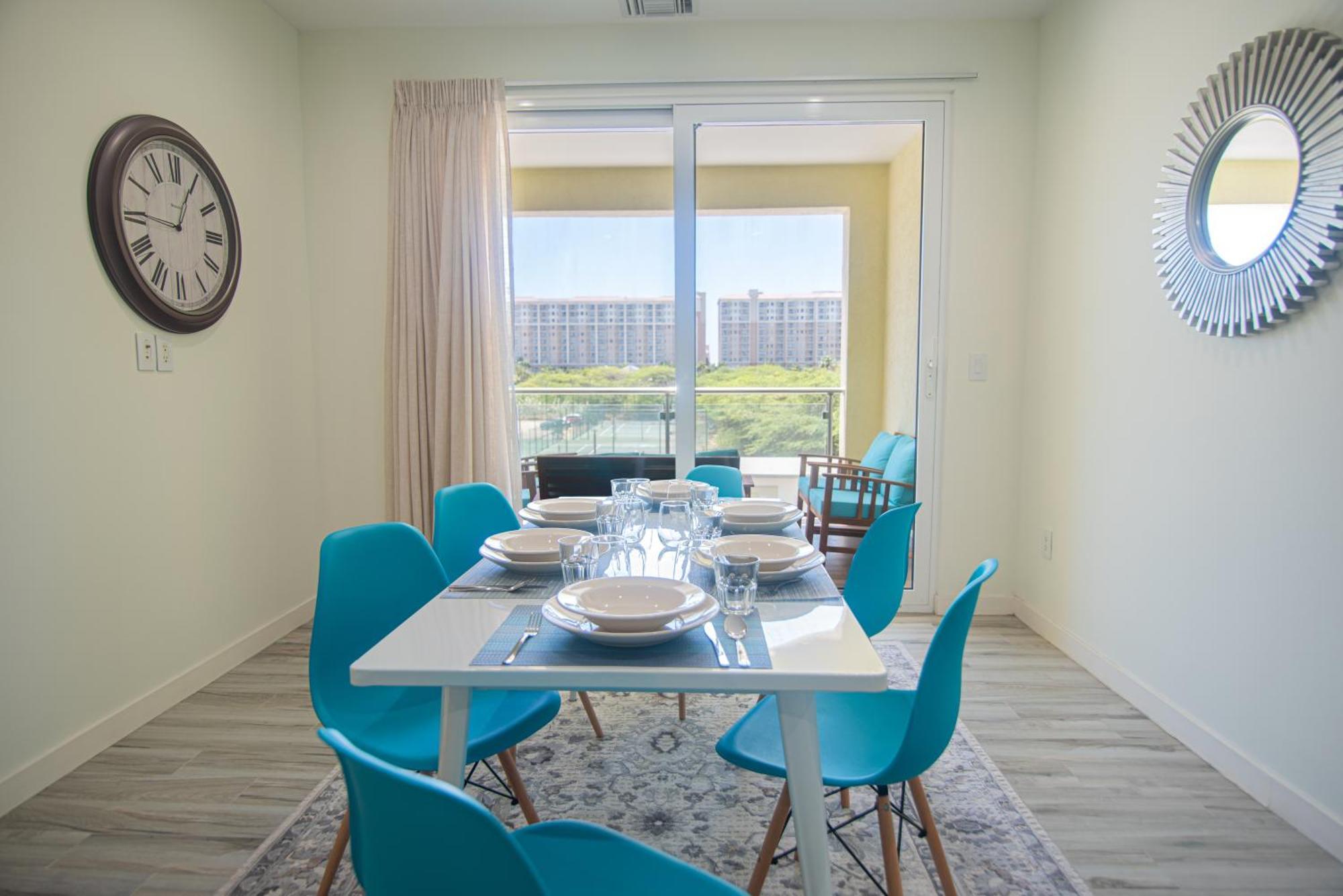 The Cove - Condo Hotel - Palm Beach Strip Kültér fotó